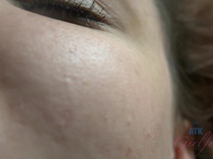 Amateur, Petite amie, Poilue, Pov, Mamelons bombés, Jupe, Fumer, Nénés
