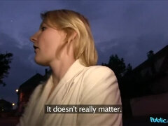 Blond, Hondjeshouding, Handbeurt, Buiten, Gezichtspunt, Openbaar, Kut duiken, Verlegen