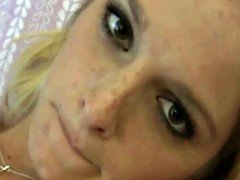 Любители, Красотки, Дилдо, Лесбиянка, Лизание, Оргазм, Бритые, Вибратор