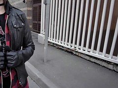 Брюнетки, Фетиш, Эксгибиционист, Колготки, На публике, Под юбкой