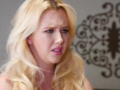 Blonde, Sucer une bite, En levrette, Doigter, Léchez, Seins naturels, Pov, Nénés