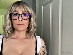 Big tits, Hotel, Maid, Masturbation