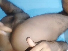 Cul, Gros cul, Noire, Doigter, Homosexuelle, Branlette thaïlandaise, Jarretelles, Adolescente