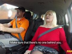 Leie, Blasen, Vollbusig, Handjob, Lecken, Reif, Im freien, Muschi