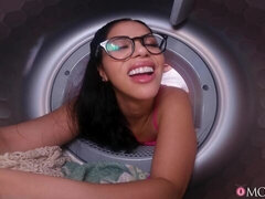 Grosser arsch, Grosse titten, Braunhaarige, Süss, Hundestellung, Dürr, Jungendliche (18+), Titten