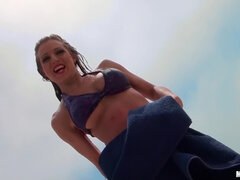 Culo, Playa, Tetas grandes, Bikini, Rubia, Al aire libre, Hilo dental, Mojado