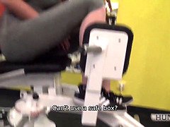 Cul, Petit ami, Brunette brune, Hd, Pov, Public, Chatte, Se déshabiller