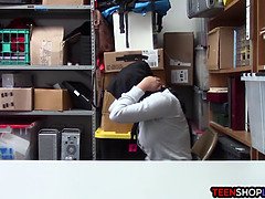 Grosse titten, Schwarz, Blasen, Riesig, Bestrafung, Realität, Schüchtern, Uniform