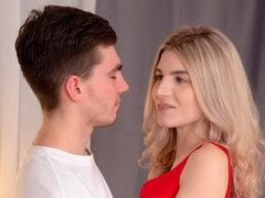 Grosse bite, Blonde, Léchez, Seins naturels, Chatte, Maigrichonne, Adolescente, Nénés