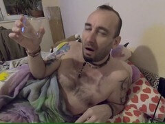 Amateur married couple Bekycarril has fun with piss swallowing