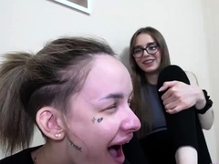 LICKING GIRLS FEET DORI - Lick and suck my feet, slave!