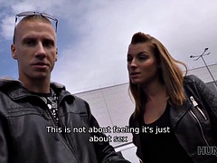 HUNT4K. Chick with perfect ass and boobs gets paid for sex in car