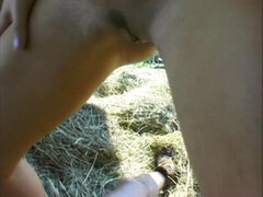 アナル, デカ尻, デカパイ, ブロンド, ダブル開発, 手コキする, ティーン, 三人