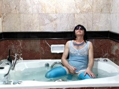 Anaal, Travestiet, Seksspeelgoed, Handbeurt, Ondergoed, Douche, Alleen, Kousen