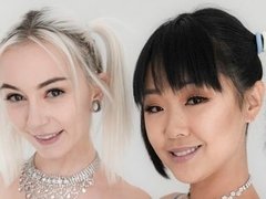 Anaal, Kont, Blond, Pijpbeurt, Hondjeshouding, Handbeurt, Tiener, Trio