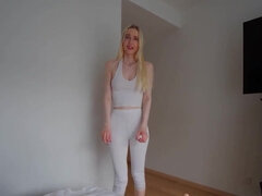 18 jaar, Lieveling, Voeten fetish, Voetbeurt, Masseren, Pornster, Gezichtspunt, Slet