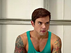 舐める尻, フェラチオ, イく瞬間, ゲイ, ハードコア, 筋肉, 魅力的, タトゥー