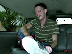 Enthousiasteling, Pijpbeurt, Auto, Diep in de keel, Homo, Openbaar, Realiteit, Bekijker