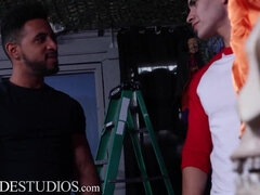 Большой член, Минет, Член, Геи, Хд, Поцелуи, Сыновья, Сосущие