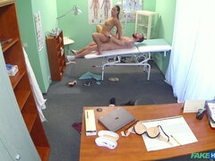 Noire, Sucer une bite, Tir de sperme, Queue, En levrette, Fétiche, Hard, Chatte