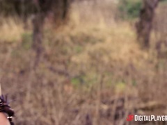 Tetas grandes, Rubia, Mamada, Amarrada, Estilo perrito, Al aire libre, Coño, Realidad