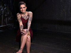 Sadomasoquismo, Amarrada, Dominación, Fetiche, Orgasmo, Puta, Tatuaje