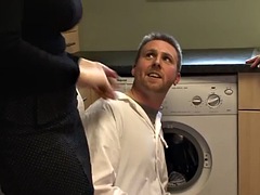 美女, 緊縛, イギリス人, 着衣女と全裸男, エロ熟女, チン, ヨーロピアン, シゴき