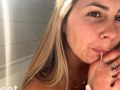 Horny amateur girls with a foot fetish play along