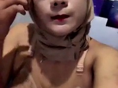 Asiatisch, Crossdresser, Indonesisch, Masturbation, Im freien, Transfrau, Solo, Netzkamera