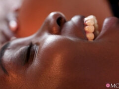 Большие сиськи, Чешки, Секс без цензуры, Каблуки, Межрасовый секс, Лесбиянка, Тату, Сиськи