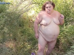 Wohlbeleibte schöne frauen, Pummelig, Fett, Im freien, Entkleiden
