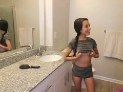 Pijpbeurt, Bruinharig, Lul, Hondjeshouding, Reusachtig, Mager, Tiener, Tieten likken