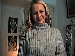 I meet Michaela, a blonde in her twenties in her first casting as a couple who shows herself to be a slut