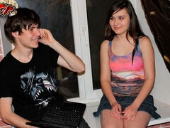 フェラチオ, 茶髪の, 浮気者, 浮気する, バック, フェティッシュ, ロシア人, ティーン