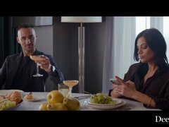 Tetas grandes, Corridas, Corridas faciales, Penetracion con dedos, Cuadrupleta, Grupo, Marido, Montar