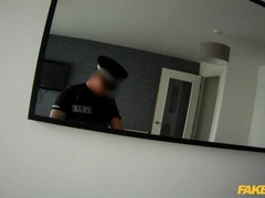 Leie, Spermaladung, Hundestellung, Aufs gesicht abspritzen, Handjob, Lecken, Polizei, Pov