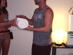 Tetas grandes, Bikini, Mamada, Morena, Hd, Pajearse, Madres para coger, Mamá