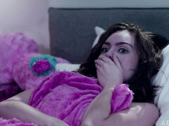 Gros cul, Grosse bite, Gros seins, Brunette brune, En levrette, Chatte, Rugueux, Adolescente