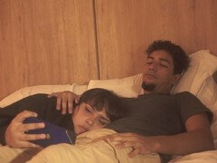 Amateur, Gorda, Dormitorio, Mamada, Gordita, Hermanas, Sorpresa