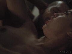 ベッドルーム, フェラチオ, 茶髪の, 浮気者, ヒール, キッチン, スパンキング, オッパイの