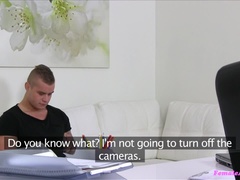 Amateur, Cul, Sucer une bite, En levrette, Femelle, Branlette thaïlandaise, Bureau