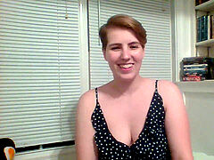 Leie, Domination, Weibliche domination, Hausfrau, Pov, Solo, Strapon, Ablutschen