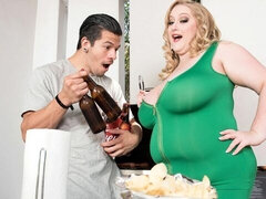 Amateur, Belle grosse femme bgf, Gros cul, Grosse bite, Gros seins, Blonde, Sucer une bite, En levrette