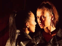 Cul, Noire, Embrassement, Masturbation, Rasée, Maigrichonne, Dénudage, Adolescente