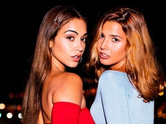 Anal, Cul, Gros cul, Sucer une bite, Brunette brune, En levrette, Branlette thaïlandaise, Embrassement