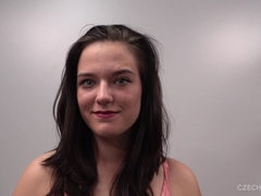 Braunhaarige, Tschechisch