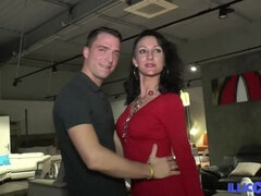 素人, アナル, 茶髪の, エロ熟女, フランス人, 下着, ガリガリ, タトゥー