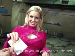 Stranger convinces cheerful blonde to show tits giving her money