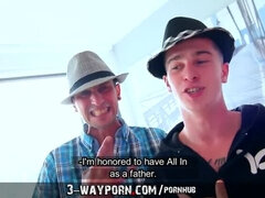 Sperma shot, Dubbele penetratie, Sperma in gezicht, Hardcore, Hd, Man man vrouw, Klein, Roodharige vrouw