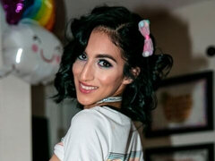 Grote kont, Grote lul, Grote mammen, Pijpbeurt, Sperma in mond, Hondjeshouding, Kort haar, Tiener